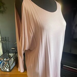 Banana Republic Light Pink Top w/Cut Sleeves